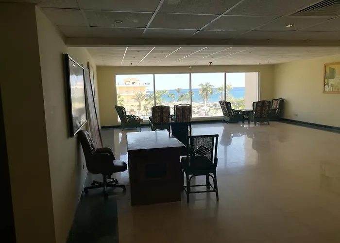 La Playa Resort 5*