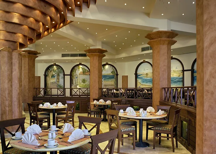 La Playa Resort